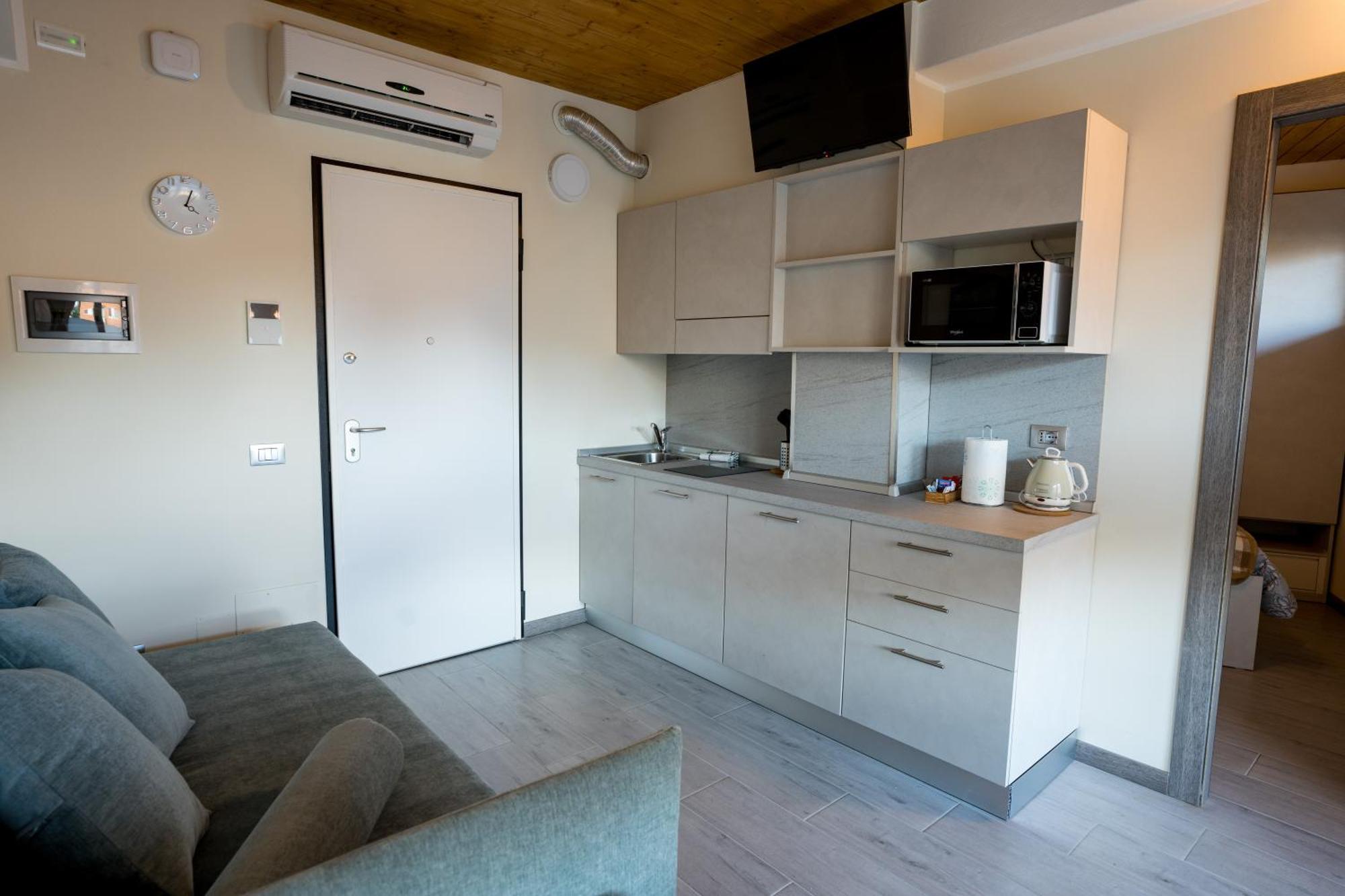 קומו Residence Villa Eli מראה חיצוני תמונה