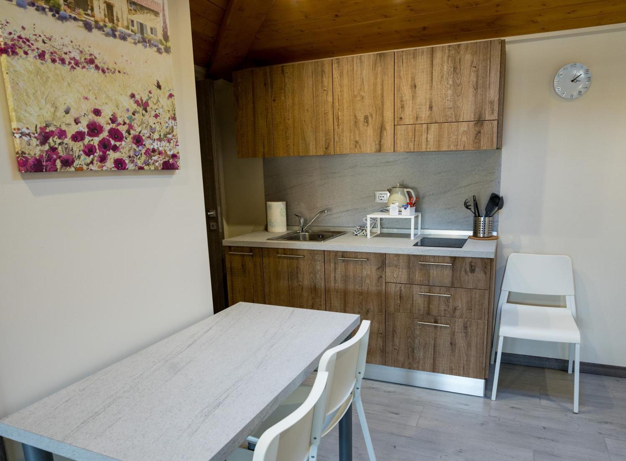 קומו Residence Villa Eli מראה חיצוני תמונה