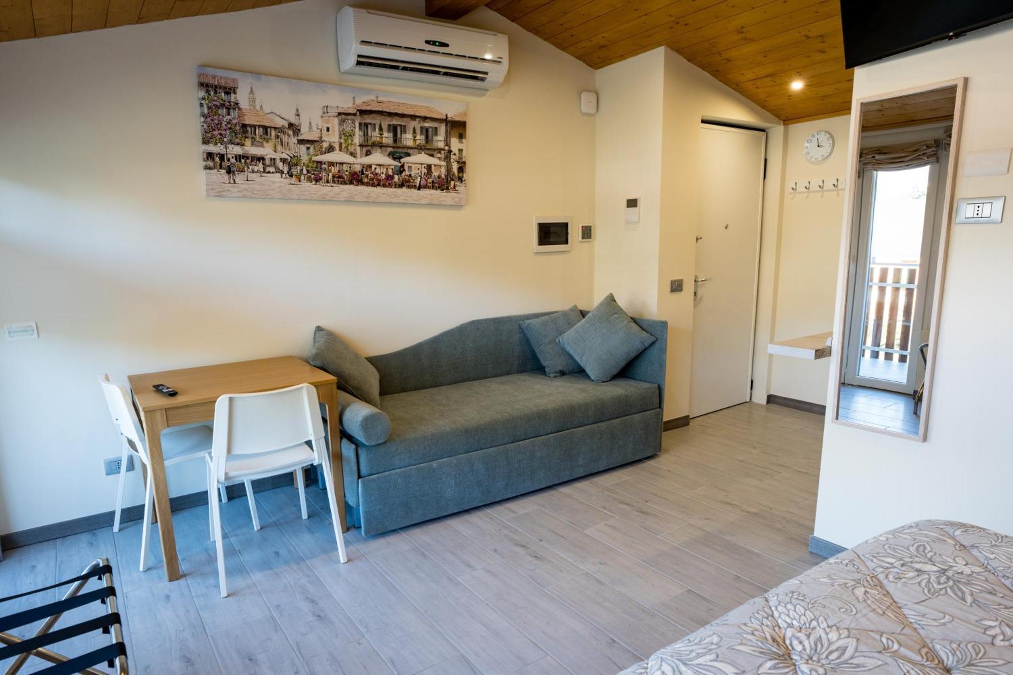 קומו Residence Villa Eli מראה חיצוני תמונה