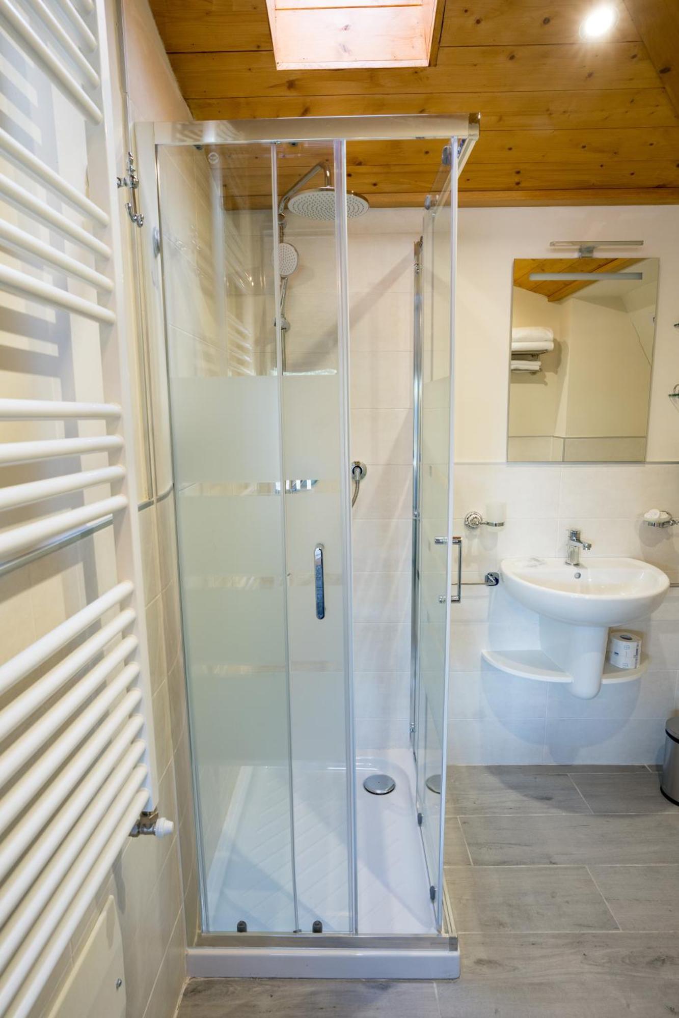 קומו Residence Villa Eli מראה חיצוני תמונה