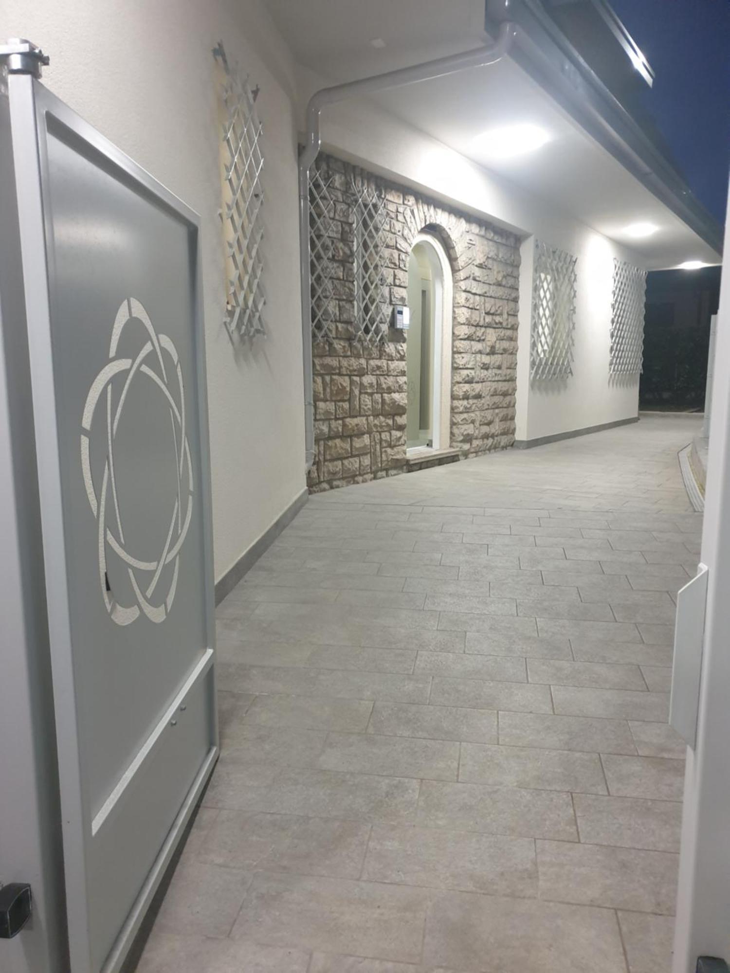 קומו Residence Villa Eli מראה חיצוני תמונה